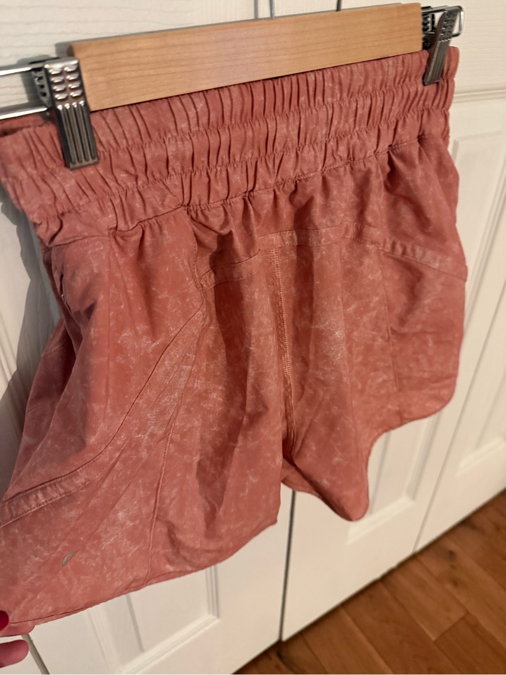 Lululemon Pink Women's High-Waist Washed Rose Elastic Waist Shorts